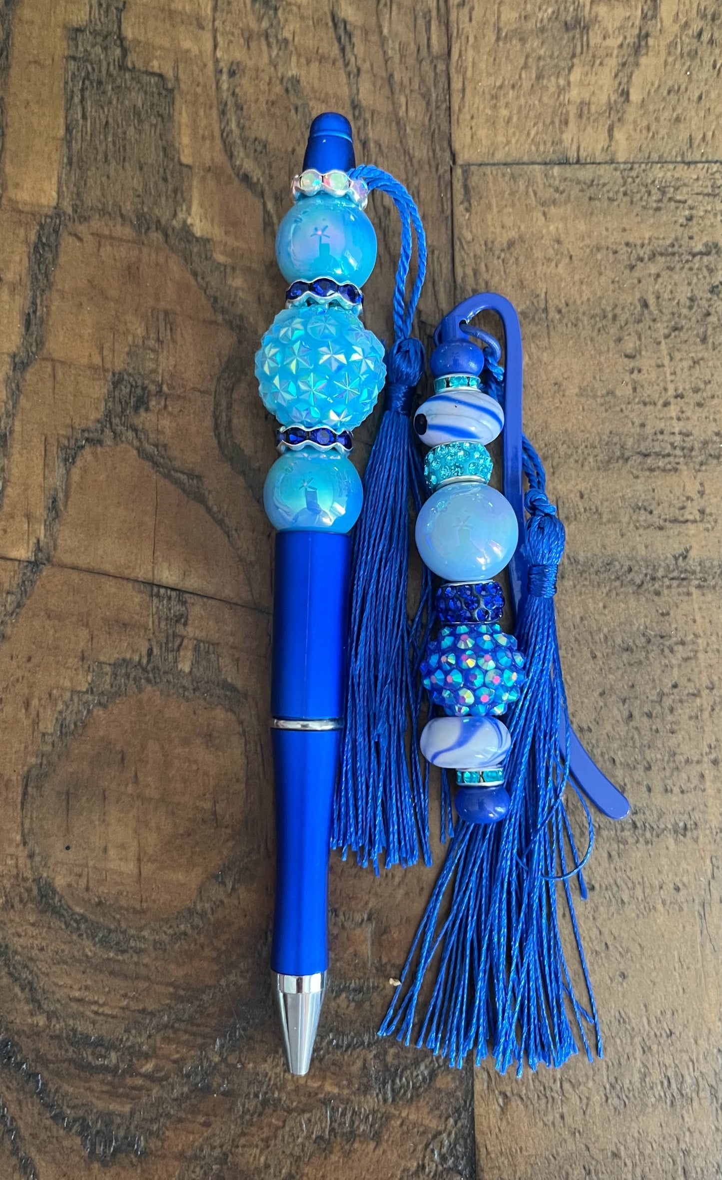 Bookmarks and Pen Set with Tassels