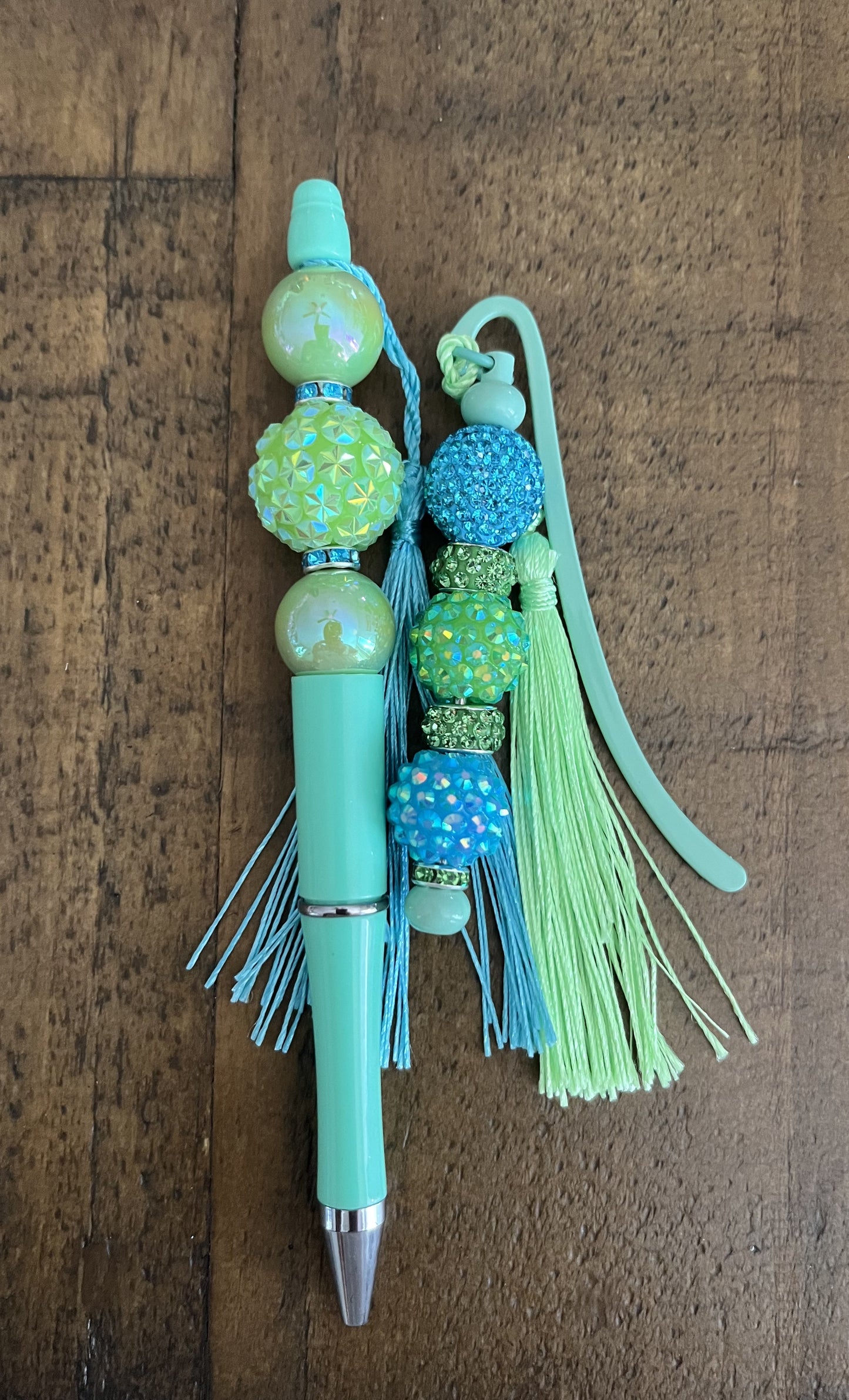 Bookmarks and Pen Set with Tassels